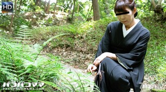 092512-745 一个年轻的女士，但一个淫秽的哀悼妻子