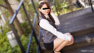 On the lower street, Miniskirpa Pie entertainer progresses!