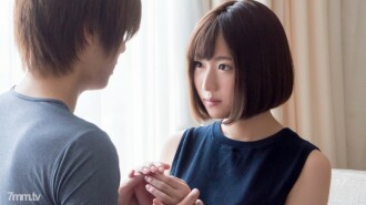 SEX / Mitsuha that dyes the cheeks of a shy shaved girl red