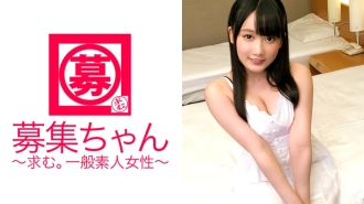 Dumating na ang 21-year-old na si Aya-chan, isang amusement park costume actor! Ang dahilan ng pag-aplay ni Lorikawa ay "Ang hirap maghanapbuhay sa costume lang..." Ang costume actor ay desperadong sumuso ng anal at dinilaan ang kanyang titi para kumita ng [sex activity fee]! Isang dapat-makita para sa napakalaking squirting gamit ang isang malaking titi! "Ang init sa loob ng costume..." Hindi, isang pagkakamali na sabihing erotic ito sa loob ng costume!