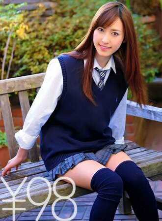 [Advantage] Debut sex of beautiful girl Maho-chan. Maho-chan feels good when she inserts her tension for the first time. One leg up standing back that you can insert yourself from missionary posture. Blow a lot of love juice and stand back. From the high-speed piston in the missionary position, the first mass facial cumshot & first cleaning fellatio in life Maho Uruya