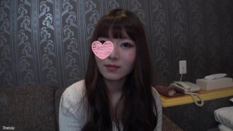 ☆初撮り☆完全顔出し☆猫顔ツンデレ系♥色白スレンダーBカップゆいちゃん23歳・ヤバイヤバイ連呼の濃厚SEX♪【特典付き】