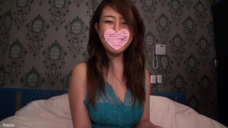 ☆ Unang shot ☆ Kumpletong hitsura ☆ Isang sexy dynamite beauty na katulad ng isang gravure model ay nararamdaman sa isang see-through na hubad na apron cosplay ☆ Ang isang malaking halaga ng mga shot sa likod ng ari na may erotikong SEX! ! [May mga benepisyo]