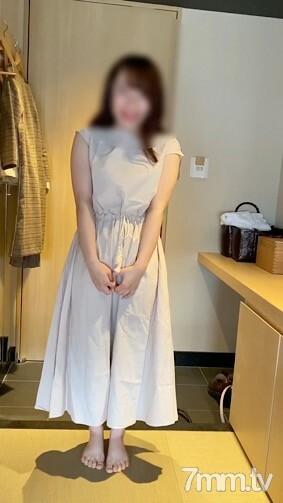【얼굴 내기】환나 짱 4작목♥청초한 원피스가 슈퍼 귀엽다♥환나 짱과 온천 여행해 체크아웃의 아침에 무라무라해 생하메. 쥬포쥬포페라→파이즈리→구우 시코바디에 생하메. . .
