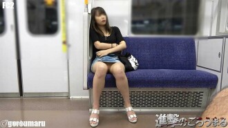 [Individual shooting 21] Complete appearance 19 years old Slender pie bread Sujiman ⑧ Super denim mini by train Finally karaoke