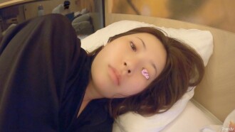 [No makeup x no makeup] Staying over... Ang aga ko nagising at hinawakan ang girlfriend ko na walang makeup! [Unang kalahati ng overtime]