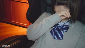 [Individual shooting] Enko daughter and raw paco who were conceived by a senior at a part-time job ・ Sperm was thrown into the pussy without hesitation!