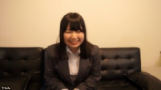 [นัดแรก / ระลึกถึงการสำเร็จการศึกษา] ผู้บริสุทธิ์และยังไม่บรรลุนิติภาวะอายุ 08 ปีที่ดูเหมือนจะเป็นนักศึกษาวิจัยกำลังกลืนน้ำลาย 3 นัด Cum กลืนวงกลม 11 Sakiyoshi