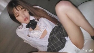 Waktu Terbatas [Penembakan Perorangan] Kursus Umum Prefektur ③ Tinggal dengan orang asing demi uang dan tempat untuk tidur. Gadis creampie tanpa izin