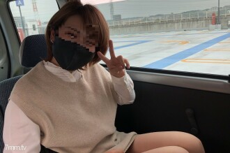 When it becomes a blowjob class & practice table in the car, it feels too good and it feels good, and a large amount of mouth shots firmly → Cum ☆ 23-year-old gal Risa-chan