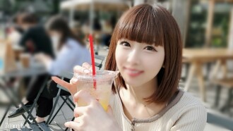 顔出し！！個数限定【無修正】街で偶然出会った美少女はまさかの現役女子大生だった・・・2度と逢えない気がして中出し！！