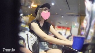 [No amateur individual shooting] Mental damage reduction Gaesen Nampa has just broke up with her boyfriend ◯ Mechan Get a miniskirt college student gal and bring it in and vaginal cum shot! A terrible stakeout woman on top posture that seems to sprout into the gap of pant voice and explode!
