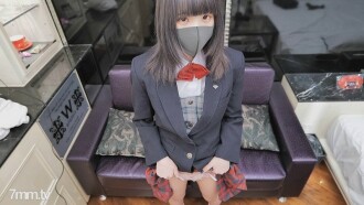 [Personal shooting] Honami 18-year-old uniform Lori is a screaming vaginal cum shot begging daughter [Mountain shooting]