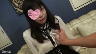 An innocent girl who is just 18 years old. It licks a mature body and shoots it to beautiful breasts with soft elasticity. The pleasure of the first raw cock makes her hips twist and a large amount of squirting, panting with a cute voice and finally a large amount of vaginal cum shot.