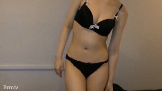 [Persönliches Shooting / Set-Verkauf] Zierliches und vollbusiges 20-jähriges Convenience-Girl wird beim Badespiel / Spielzeugspiel abgespritzt