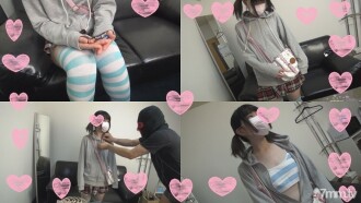 Premier coup de sperme vaginal 3P ☆ Cheveux noirs mignons de 18 ans (ange) Fille de mamelon rose deux oncles ont un coup de sperme vaginal impitoyable ♪ * Avec ZIP de haute qualité [Tir personnel]