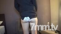 [Personal shooting] [3P] Creampie for Yuki-chan, a job hunting student who seems to be having fun while being ashamed of multiple plays! [Delusion video]