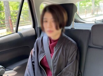 [God Episode] 3P with a fan! A slender beauty who was put off many times just before climax and reached the maximum sensitivity, climaxed many times with simultaneous attack on both holes