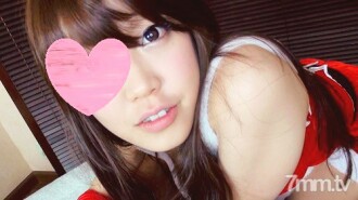 [Personal shooting] Special edition 4 Transcendental cute female college student F cup satin gloves Christmas raw insertion Creampie! 【amateur】