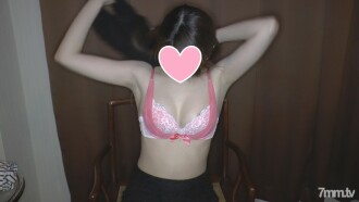 [Personal shooting] 19-year-old beautiful nude female college student got a swimsuit and twin tails and made a vaginal cum shot www [High-quality version available]