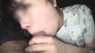 [Nein] Die Tochter, die viel in Pachinko verloren hat, taucht wieder auf! Aufgeregt über die Badezimmerätzung vom Blowjob im Auto auf dem Parkplatz des Pachinko-Salon [Review-Video-Privileg]