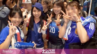 [World Cup watching pick-up! ] Advance to the final tournament! Beautiful busty JD cheerleader of lewd Japan national team and drunken Aheiki cum 3P sex that I got at the celebration!