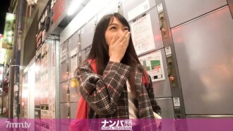GANA-2020 认真的南帕，第一枪。 1285 看起来年轻到被误认为是学生的牙医助理是不是因为忙而沮丧？即使我说“不再”，活塞运动也无法停止......