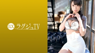 Luxury TV 1229 Taliwas sa cute na ngiti, lumitaw ang isang babaeng manager na ginagawang kaibigan ang isang batang lalaking empleyado! Titty fuck isang malaking titi sa pamamagitan ng pagtulo ng lotion sa matambok at malambot na suso! Bukod pa rito, ang masaganang blowjob na matitikman mo nang husto sa iyong bibig ay magpapabagsak sa aktor na sinanay sa isandaang laban nang hindi sinasadya! ?