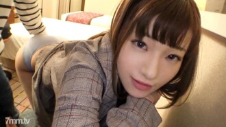 [First shot] [Simple gal] Isang mainit at simpleng caregiver. Kung laruin mo ang isang batang katawan na may malaking titi, makakakuha ka ng isang sexy na boses na umuungol.. AV application sa net → AV experience shooting 1156