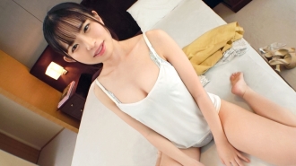 [Fair-skinned slime E milk] [Fluffy serious girl] Inalog-alog niya ang kanyang transparent na fair-skinned na katawan at nag-cum! Aplikante amateur, unang AV shooting 343