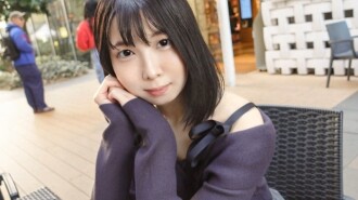 "【Is this gap amazing?】 A calm nursery teacher who is popular with parents is sexually frustrated. She has a pure face, but she wears underwear like this all the time... The sight of her shaking her hips on her own is too erotic! [...]": MGS Video <Prestige Group> Adult video distribution site