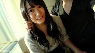 Magandang babae na may mahusay na higpit at Gonzo H / Yua